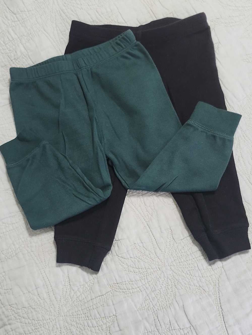 Kids Pull-On Leggings in Forest Green and Black, 9-12 M